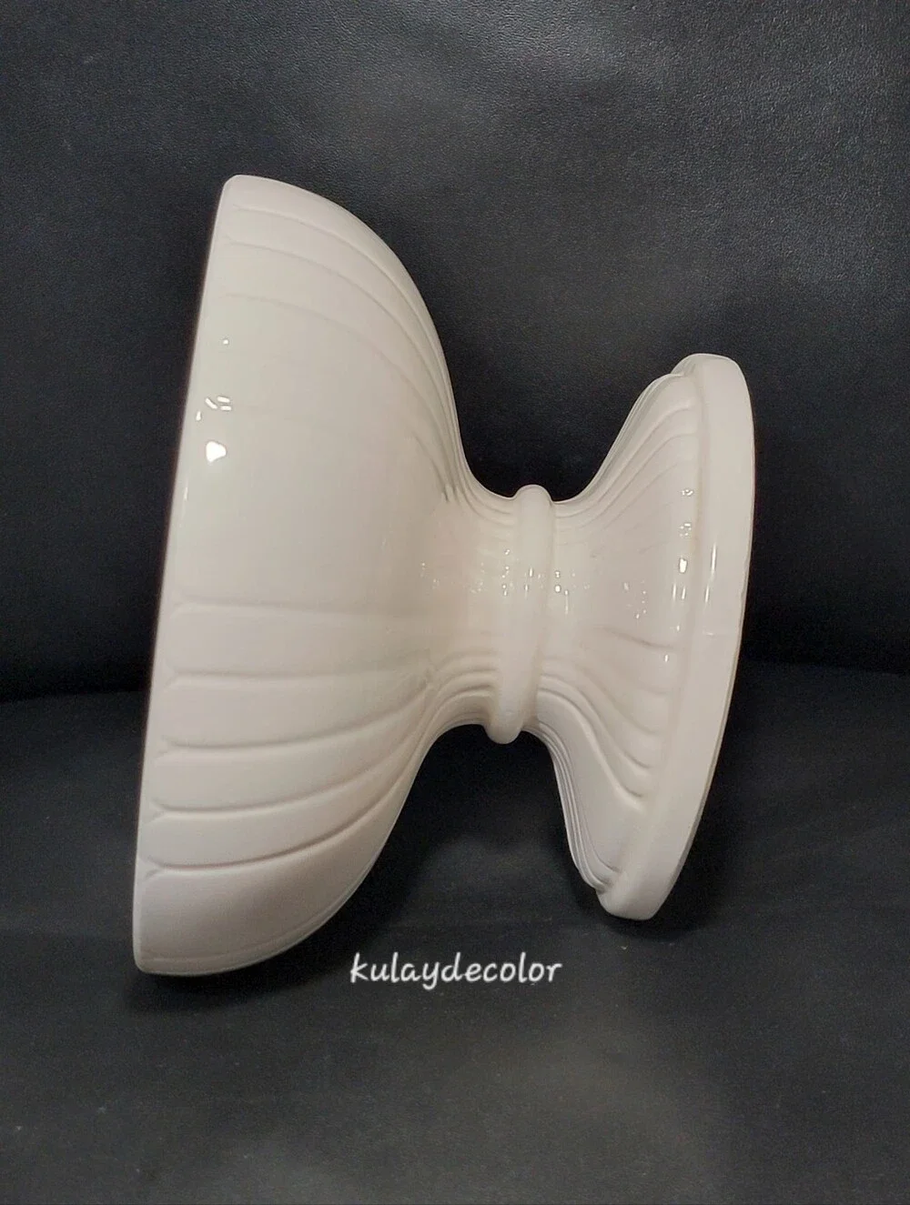 Vintage Arnart Sorrento Pedestal Bowl White Ceramic Centerpiece Compote 33/253